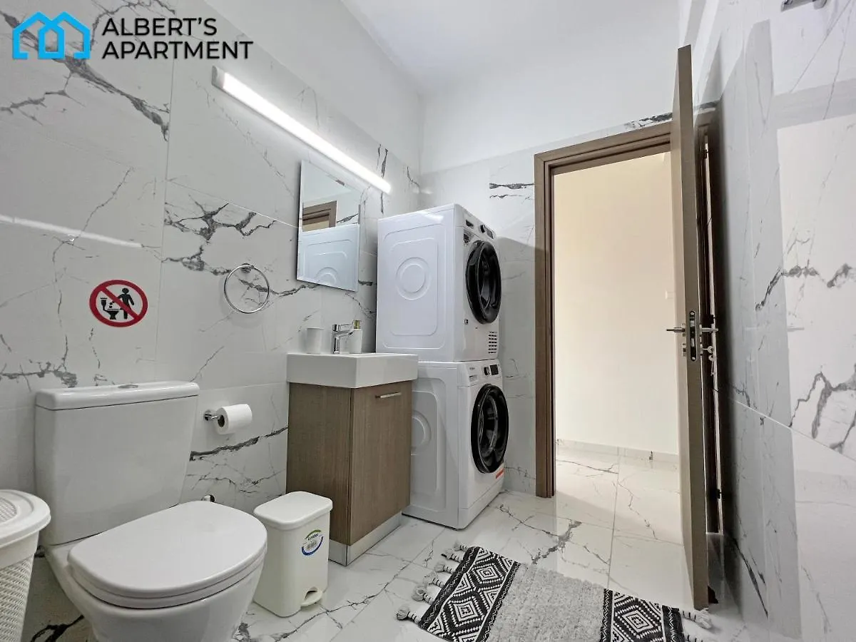 Albert'S Apartment Kamares 401 Larnaca Cyprus